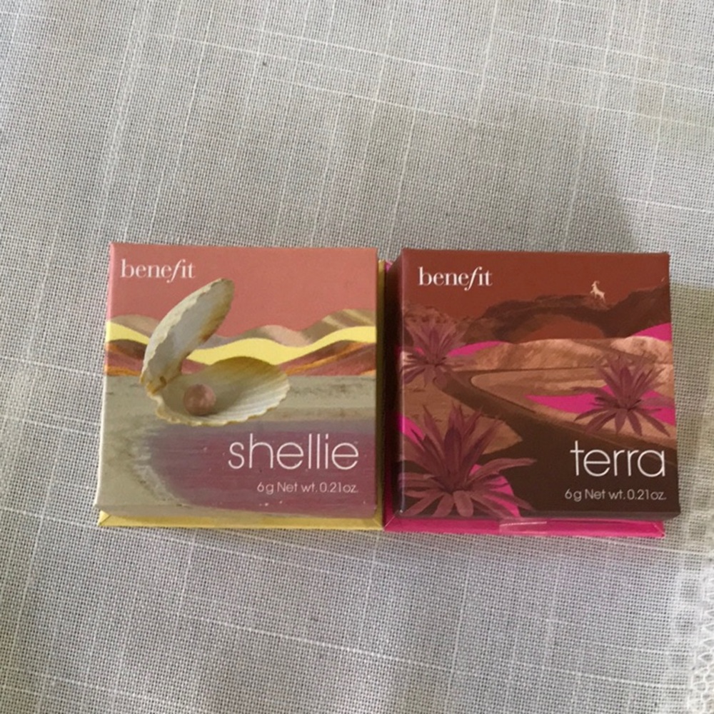 Benefit cosmetics silky soft powder blush terra Shellie colors